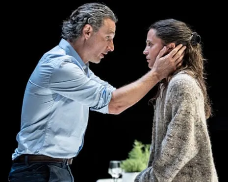 The Lady from the Sea Critique – Alicia Vikander Star in a Stunning Rewriting