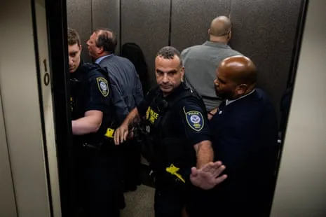 NY Officials Detained After Blocking Immigration and Customs Enforcement Entry to Government Complex
